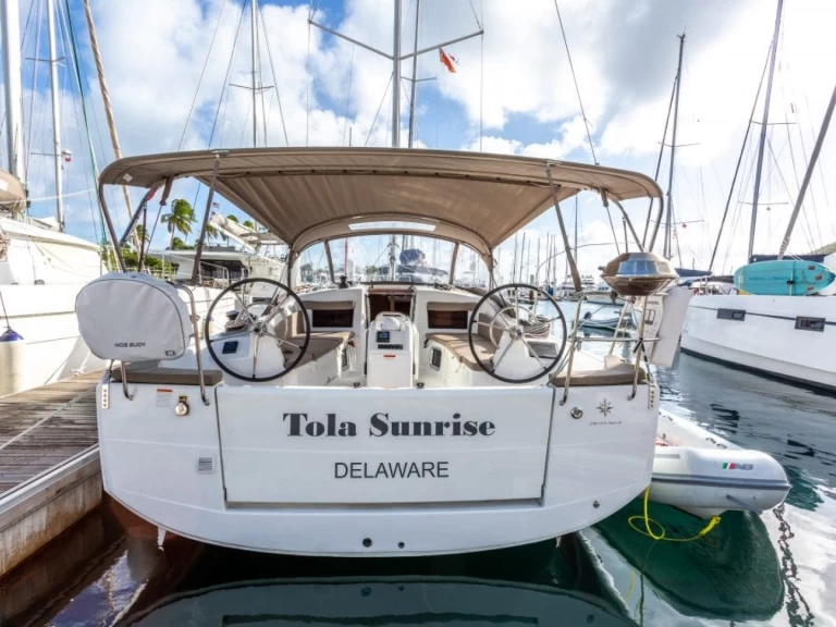 Alquiler de barcos Road Town barato de Sun Odyssey 410