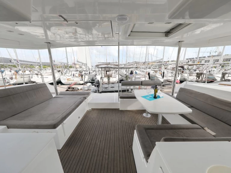 Alquiler de embarcaciones Lagoon Lagoon 450 F enMurter-Kornati en Samboat