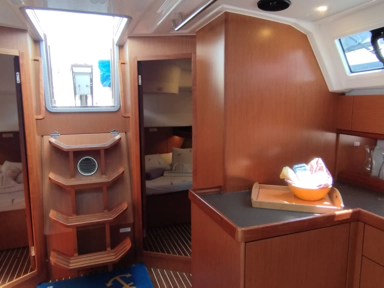 Velero para alquilar Split al mejor precio