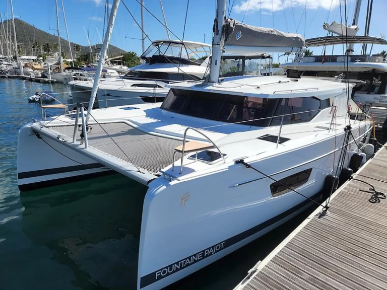 Alquiler de barcos Road Town barato de Isla 40