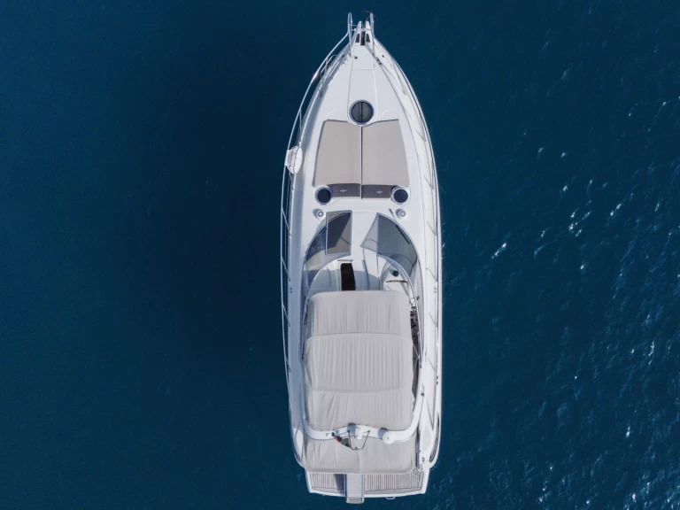 Alquiler Lancha Cranchi con o sin  título de navegación