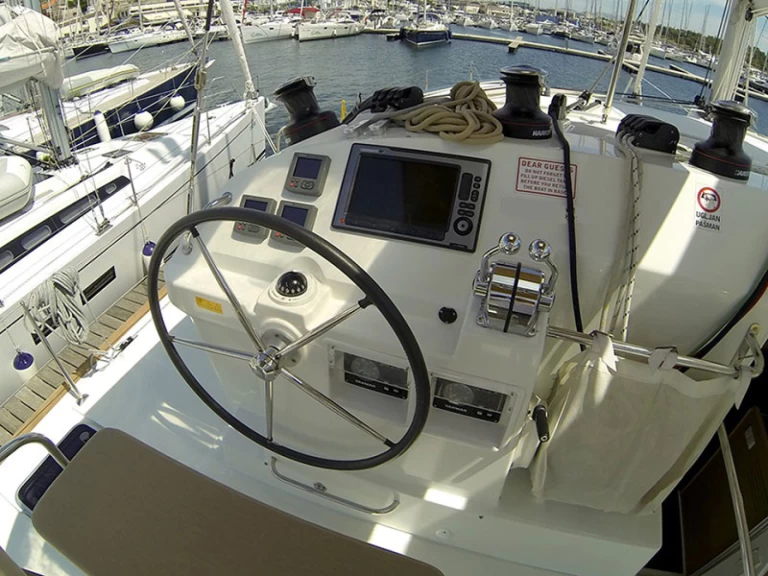 Alquiler de Lagoon Lagoon 400 S2 en Trogir