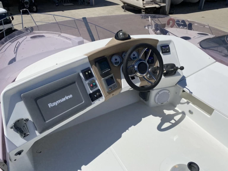 Alquiler Lancha en Port Fréjus - Bénéteau Monte Carlo 47 Fly