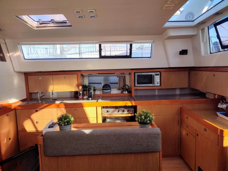 Alquiler Velero Bénéteau con o sin  título de navegación