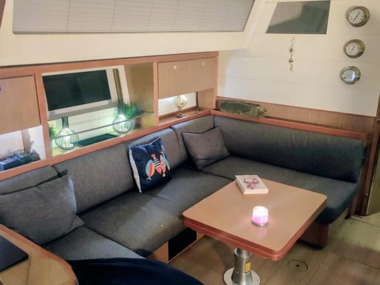 Alquiler de embarcaciones Bénéteau Sense 50 enReal Club Nàutic de València en Samboat