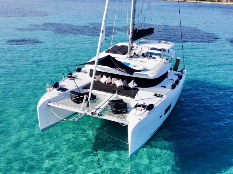 Alquiler de barcos Paros (Isla) barato de Lagoon 42