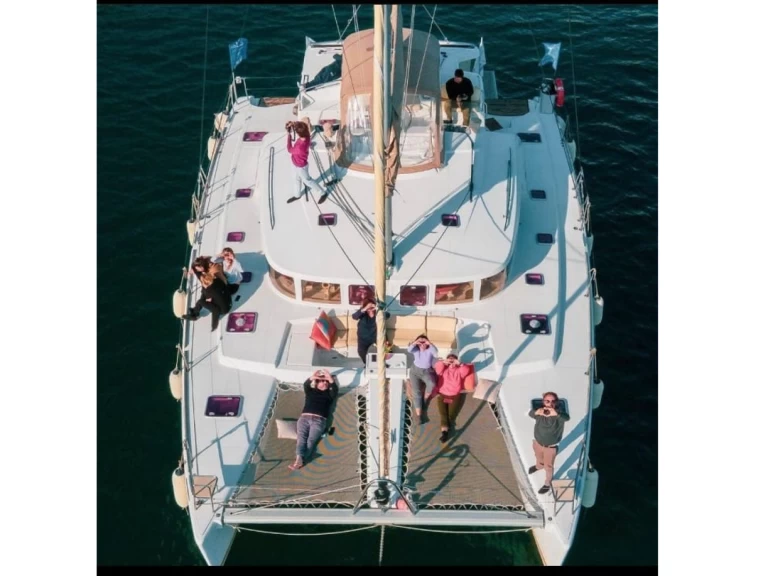 Alquiler de barcos Nápoles barato de Lagoon 450 F