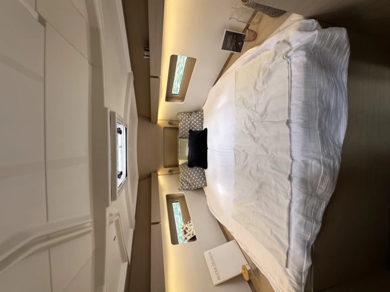 Alquiler de embarcaciones Bénéteau Oceanis 37.1 enCastiglioncello en Samboat