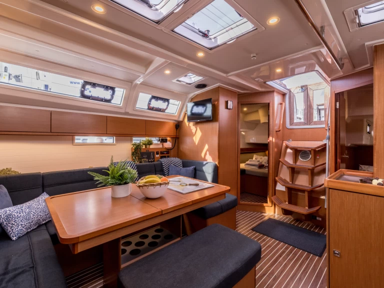 Alquiler de Bavaria Cruiser 46 en Split