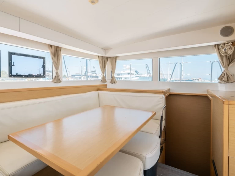 Alquiler de barcos Rhodes (Ciudad) barato de Lagoon 39