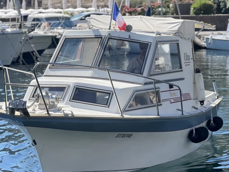 Alquiler de Ultramar Brise Lames en Théoule-sur-Mer