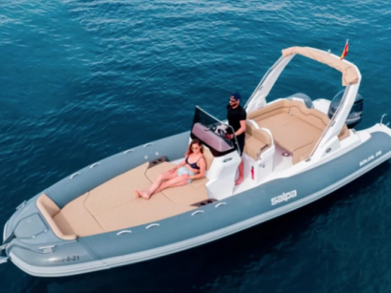 Alquiler de barcos Palamós barato de Salpa Soleil 28