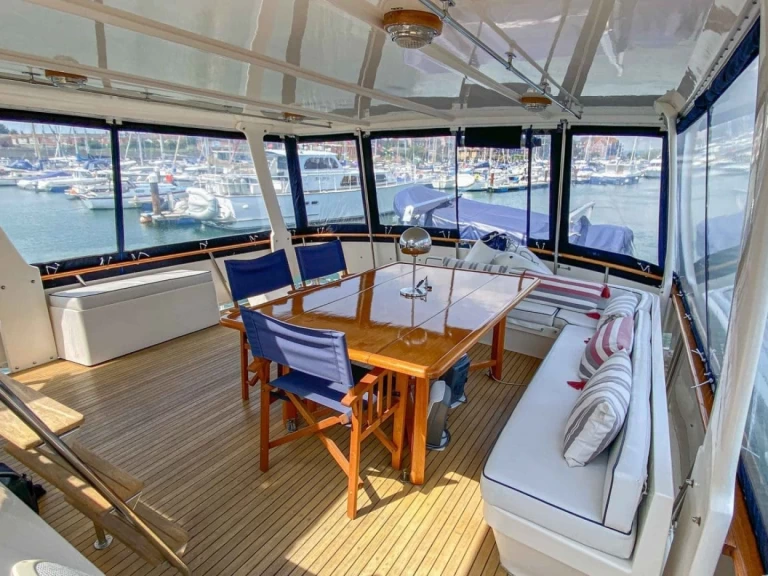 Lancha para alquilar City of Belfast al mejor precio