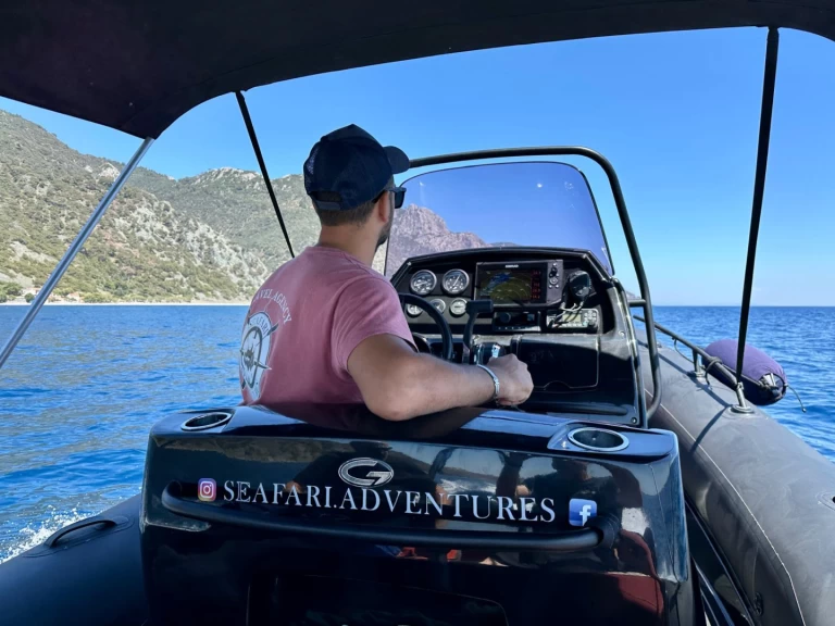 Alquiler Neumática en Plomári - Grand Boats Golden Line G650LF