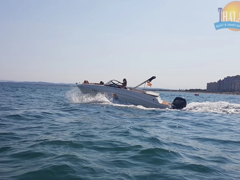 Alquiler de embarcaciones Bayliner VR5 OB enEmpuriabrava en Samboat