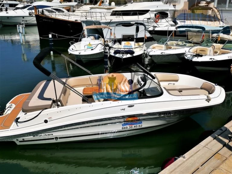 Alquiler de Lancha, con o sin patrón Bayliner Empuriabrava