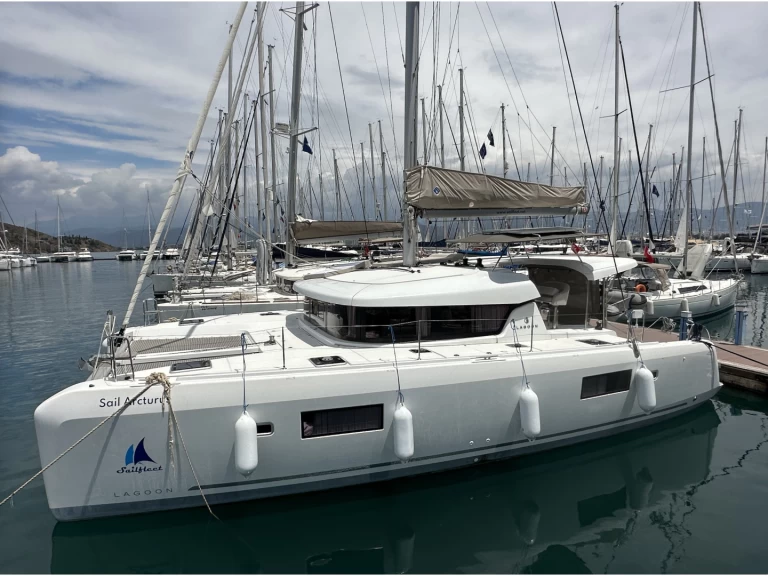 Alquiler de barcos Fethiye barato de Lagoon 42