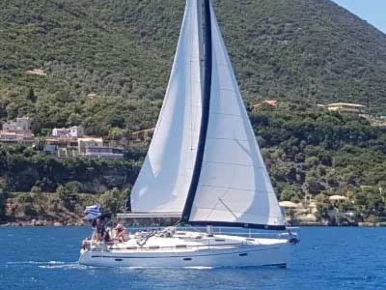 Alquiler de barcos Nikiána barato de Bavaria 37