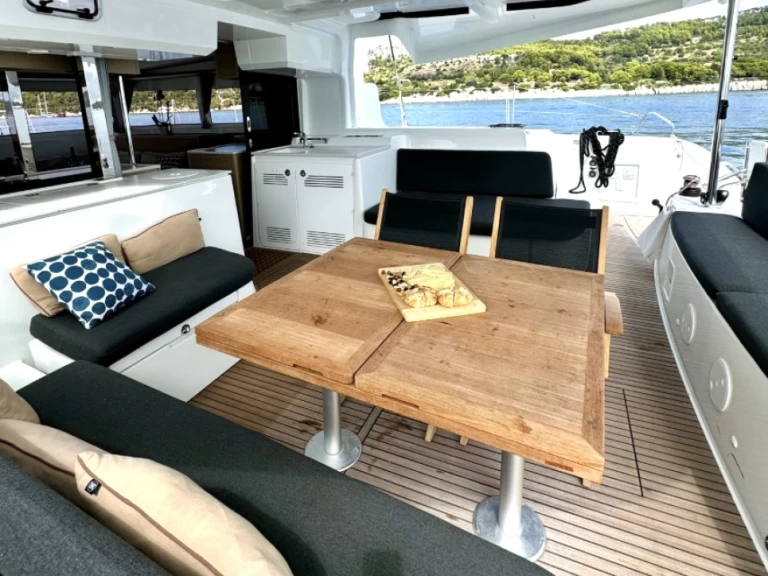 Lagoon Lagoon 46 de alquiler a Kaštela