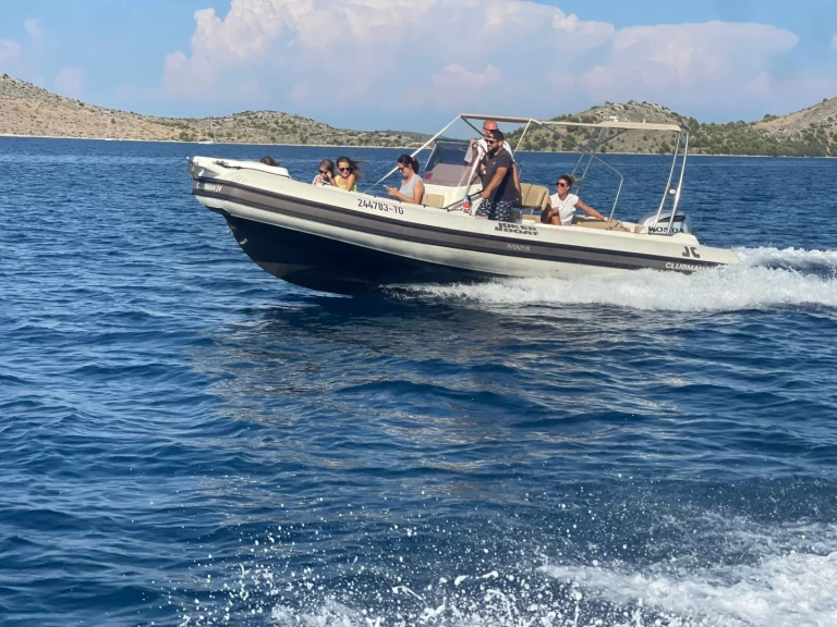 Alquiler Neumática en Split - Joker Boat Clubman 24