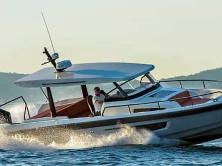 Alquiler Lancha MAG MARINE con o sin  título de navegación