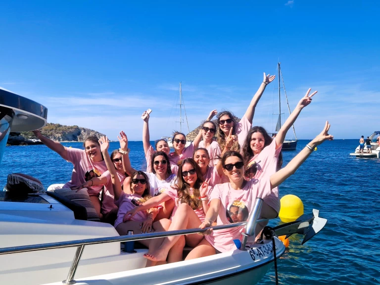 Alquiler Lancha Jeanneau con o sin  título de navegación