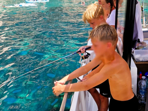 Alquiler Lancha Jeanneau con o sin  título de navegación