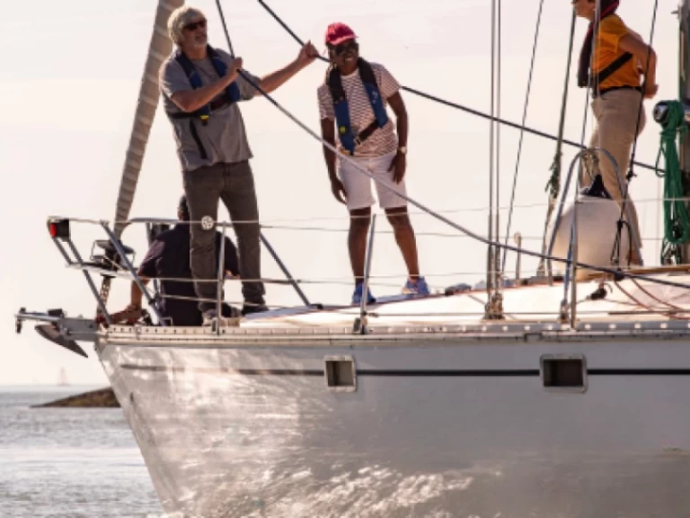 Alquiler de Velero, con o sin patrón Jeanneau Les Minimes