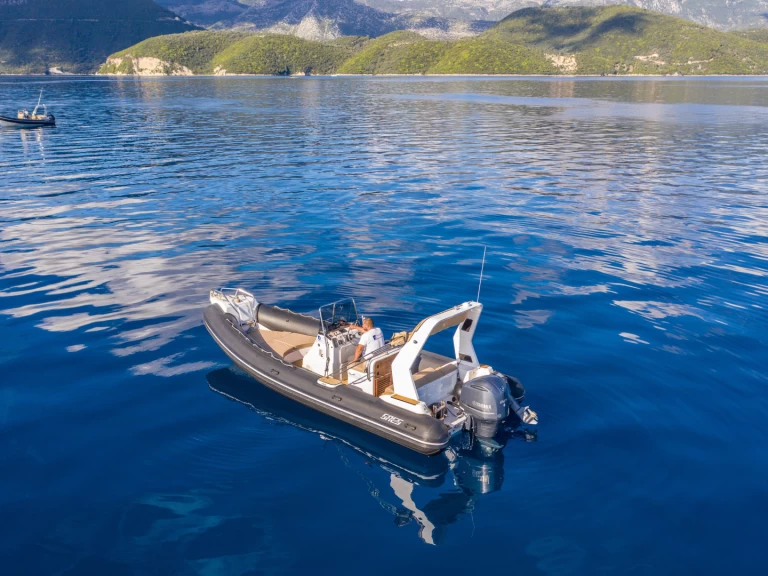 Alquiler de Neumática, con o sin patrón Sacs Lefkáda