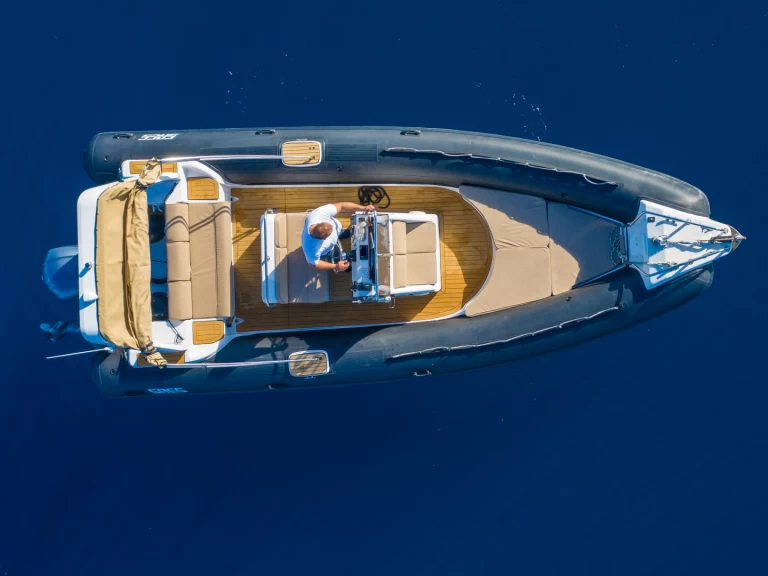 Alquiler Neumática Sacs con o sin  título de navegación