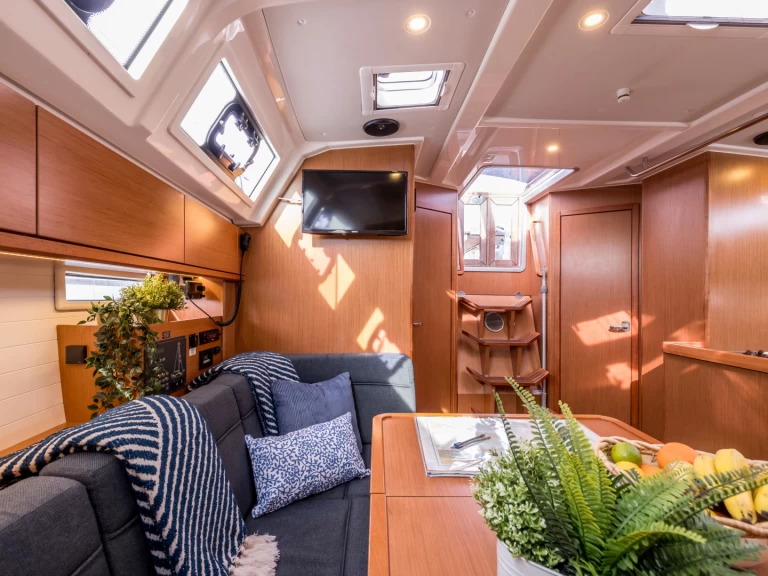 Bavaria Cruiser 46 de alquiler a Split