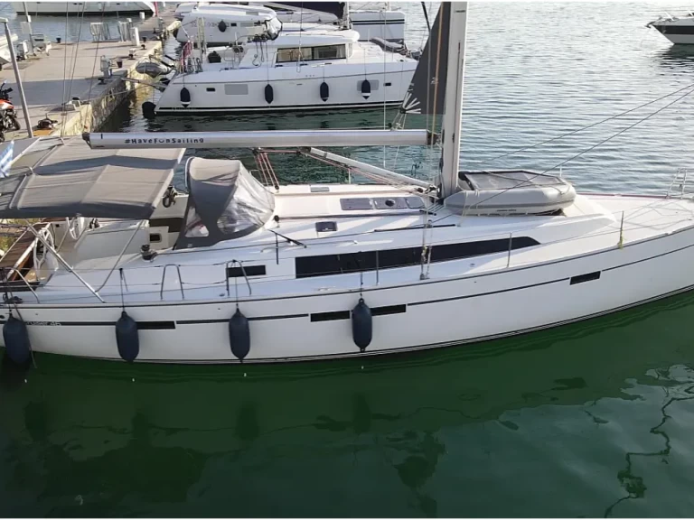 Alquiler Álimos - Bavaria Cruiser 46 en SamBoat