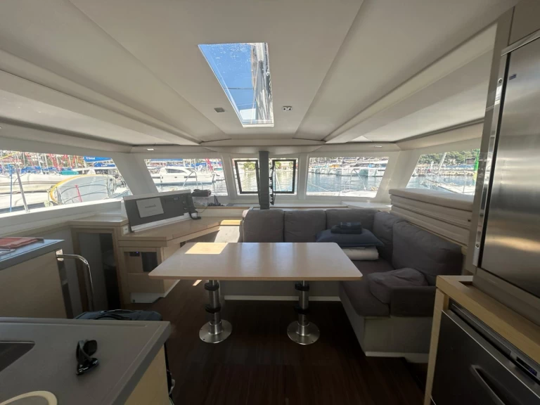 Alquiler Marina (Ciudad) - Fountaine Pajot Lucia 40 en SamBoat