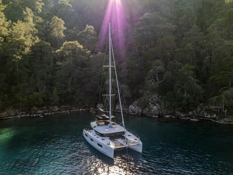 Alquiler Catamarán Lagoon con o sin  título de navegación