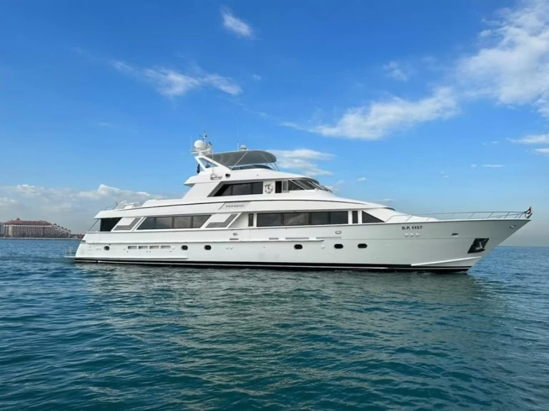 Alquiler Yate de lujo Hatteras con o sin  título de navegación
