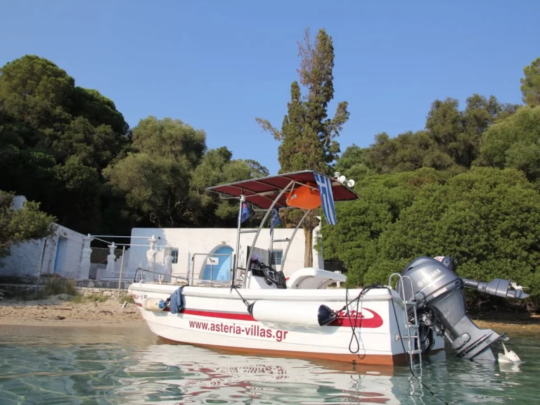 Lancha para alquilar Lefkáda al mejor precio