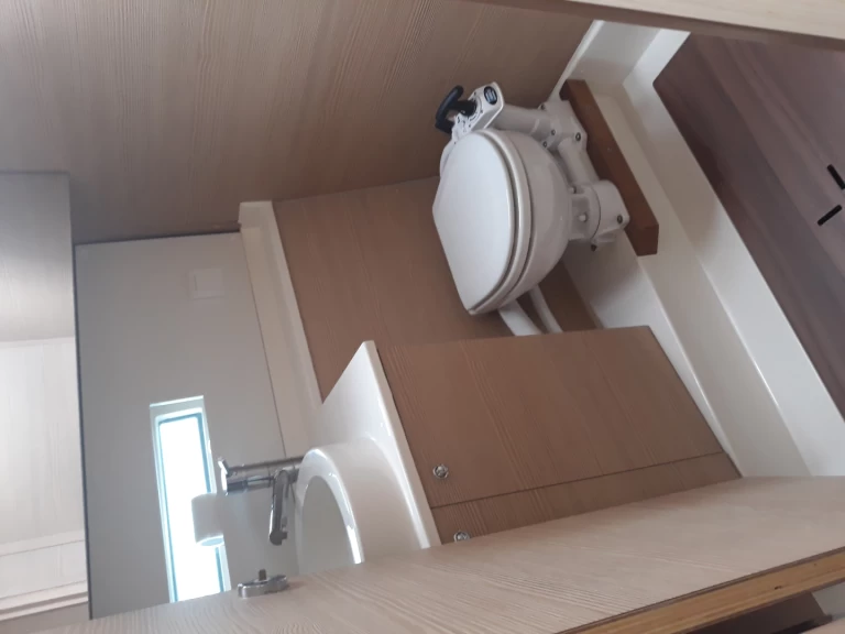 Alquiler de embarcaciones D&D Yacht D&D Kufner 54.2 enMarina (Ciudad) en Samboat