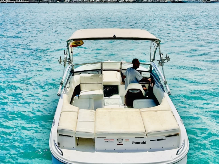 Alquiler de Lancha, con o sin patrón Cobalt Marina Botafoch