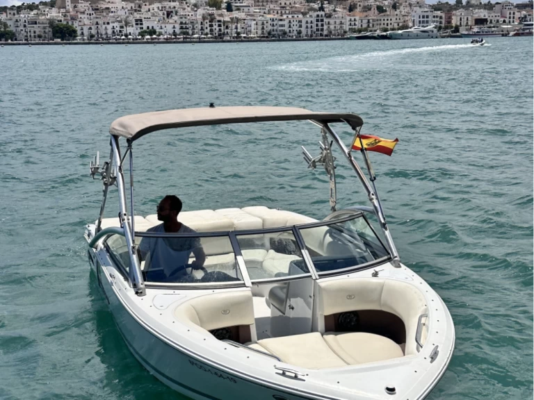 Lancha para alquilar Marina Botafoch al mejor precio