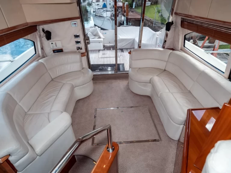 Alquiler de Yate de lujo, con o sin patrón Sunseeker Vlorë