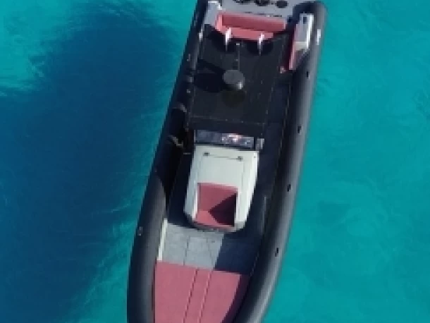 Alquiler de Viper 40 en Drios