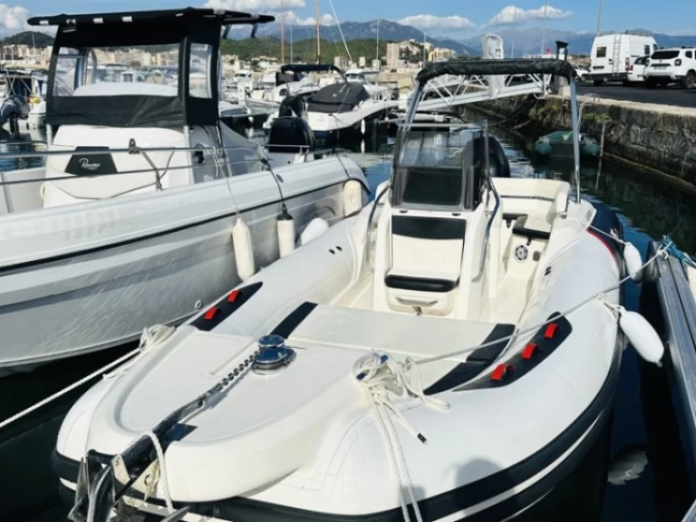 Alquiler de embarcaciones Bsc BSC 70 Sport enAjaccio en Samboat