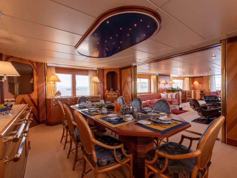 Alquiler de Yate de lujo, con o sin patrón Amels Provenza-Alpes-Costa Azul