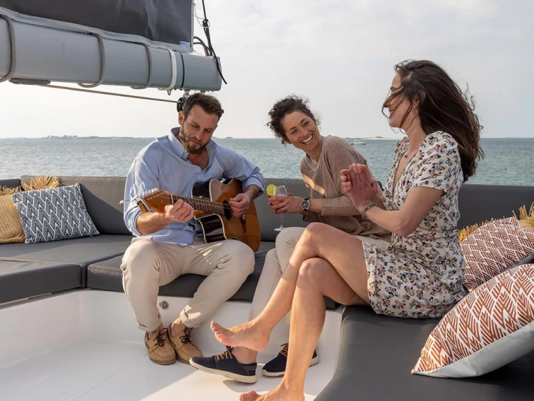Alquiler de Catamarán, con o sin patrón Fountaine Pajot Platýs Gialós