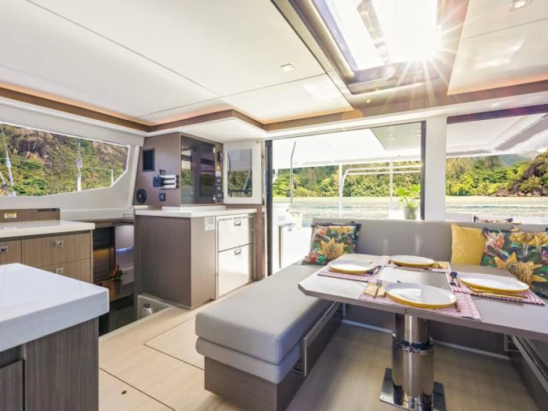 Alquiler de Leopard Leopard 45 en Madirokely