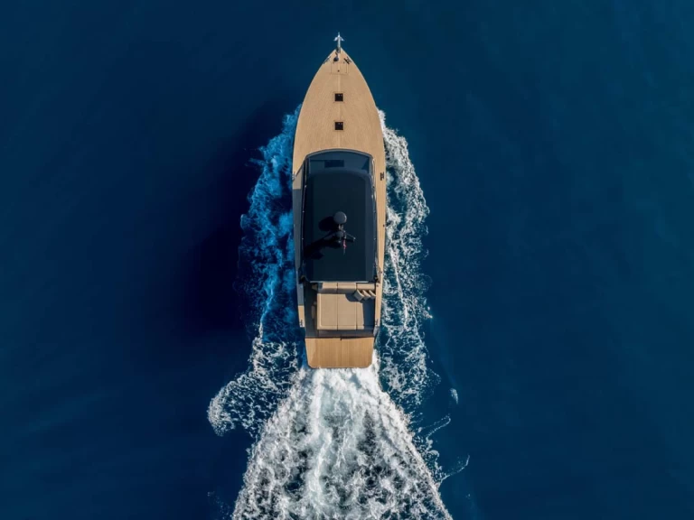 Alquiler Yate de lujo Colnago con o sin  título de navegación