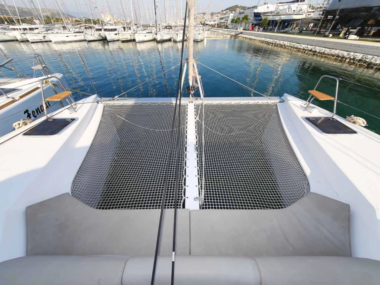 Alquiler de embarcaciones Nautitech Nautitech 40 enTrogir en Samboat