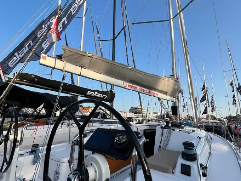 Alquiler de Bénéteau First 36 en Split