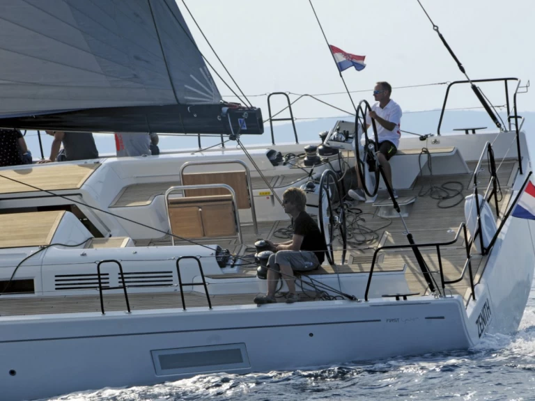 Alquiler de Bénéteau First 53 en Split