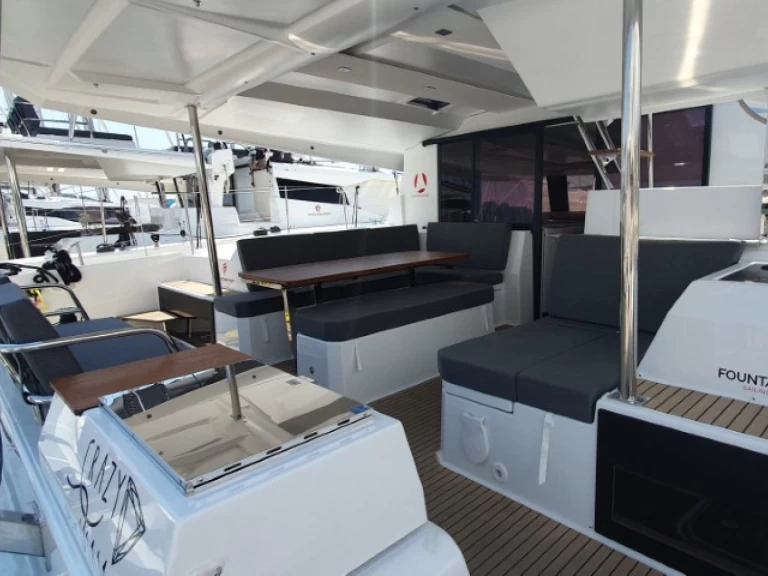 Fountaine Pajot Astrea 42 de alquiler a Seget Donji